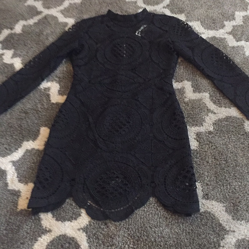 Black lace dress